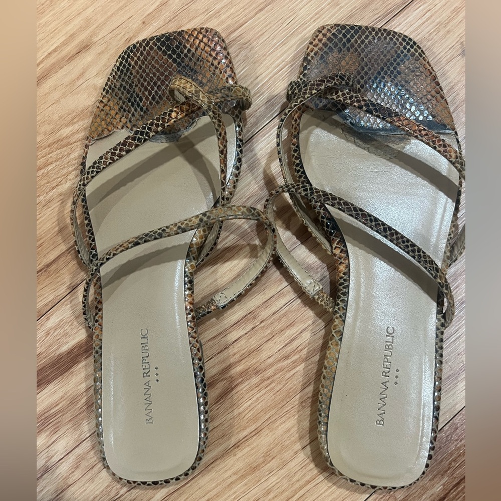 Banana Republic faux snake skin strappy slide on sandals